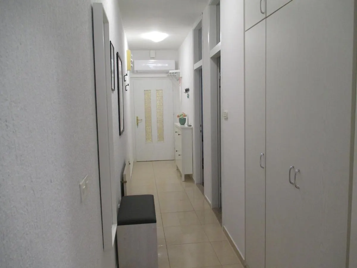 Family Apartment Romina Orsera